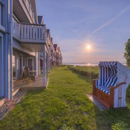 Апартаменты Tolles In Der Seenplatte